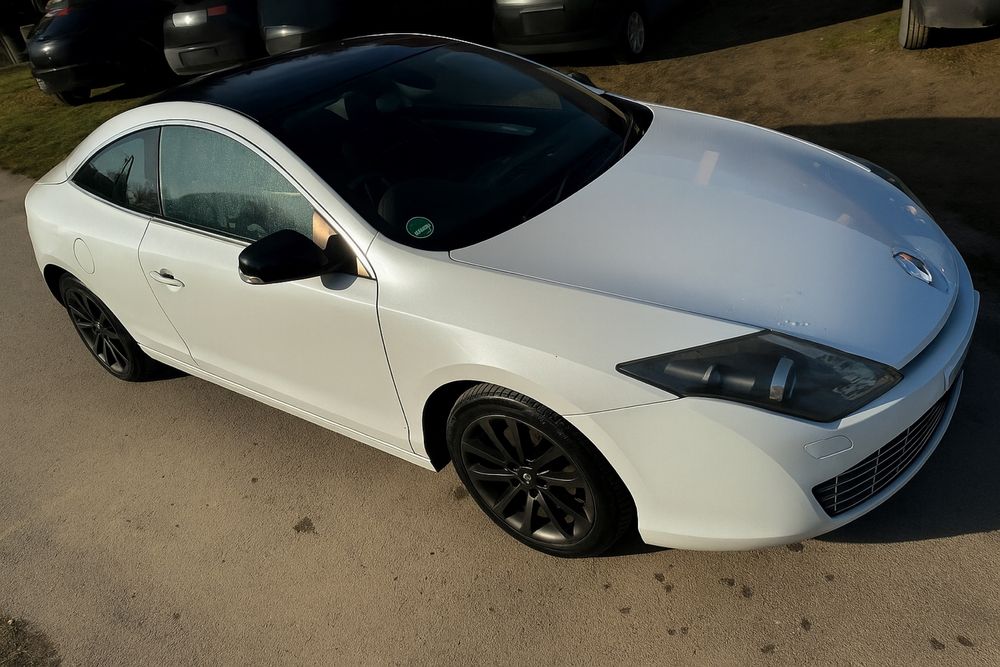 Renault Laguna Coupe Monaco GP 2.0 dCi M9R_814 // 2012r // Na części