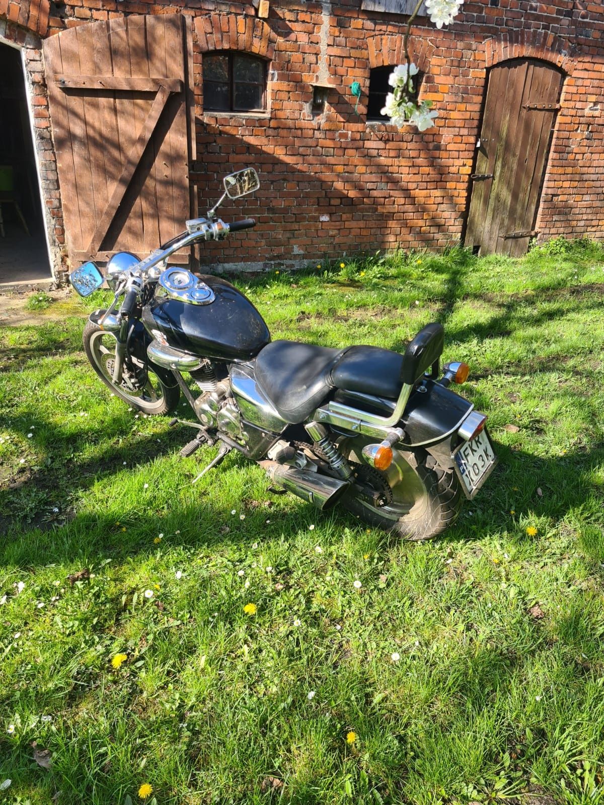 Motocykl Daelim VT125F