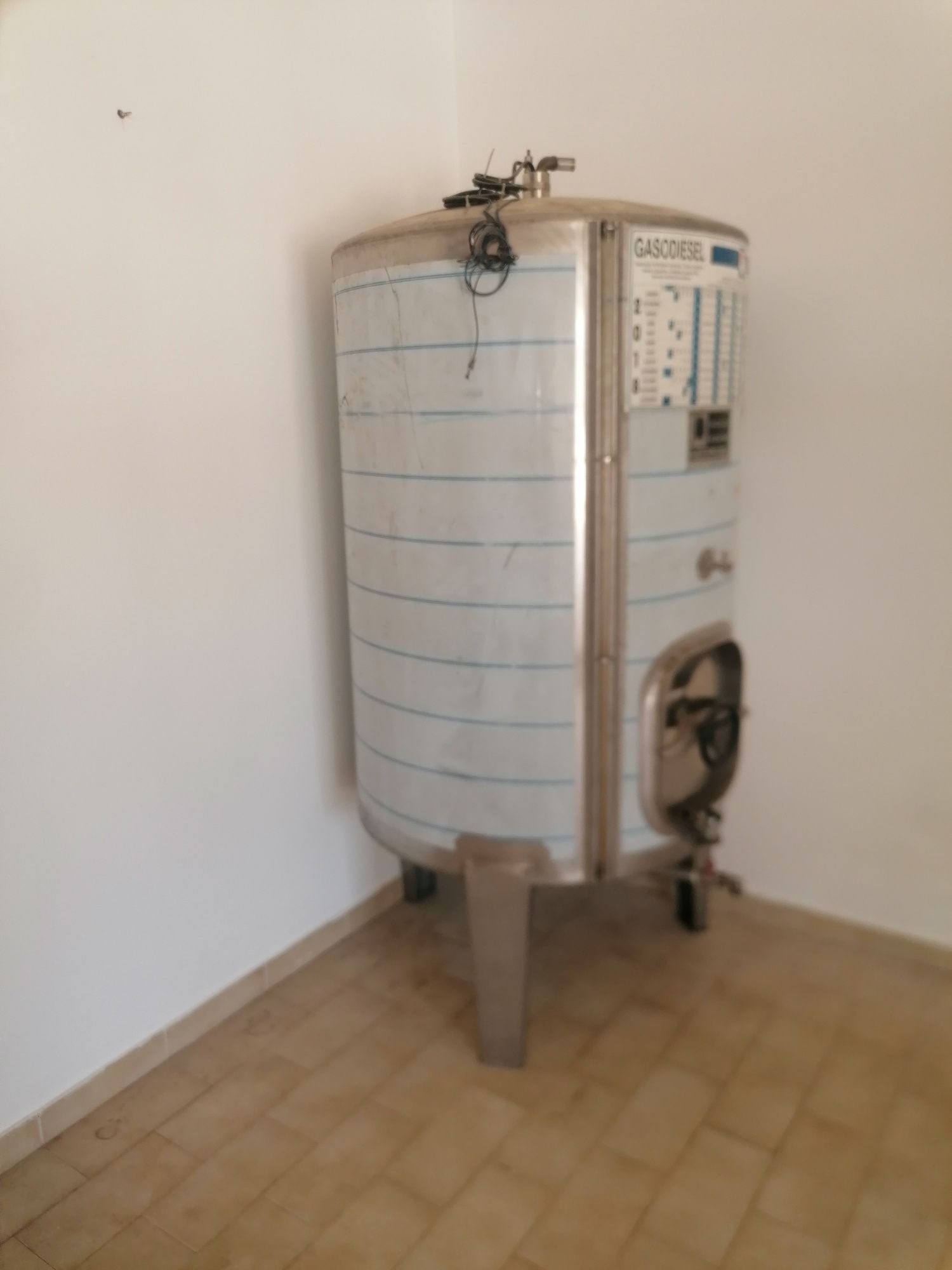 Cuba inox 1000 L Nova