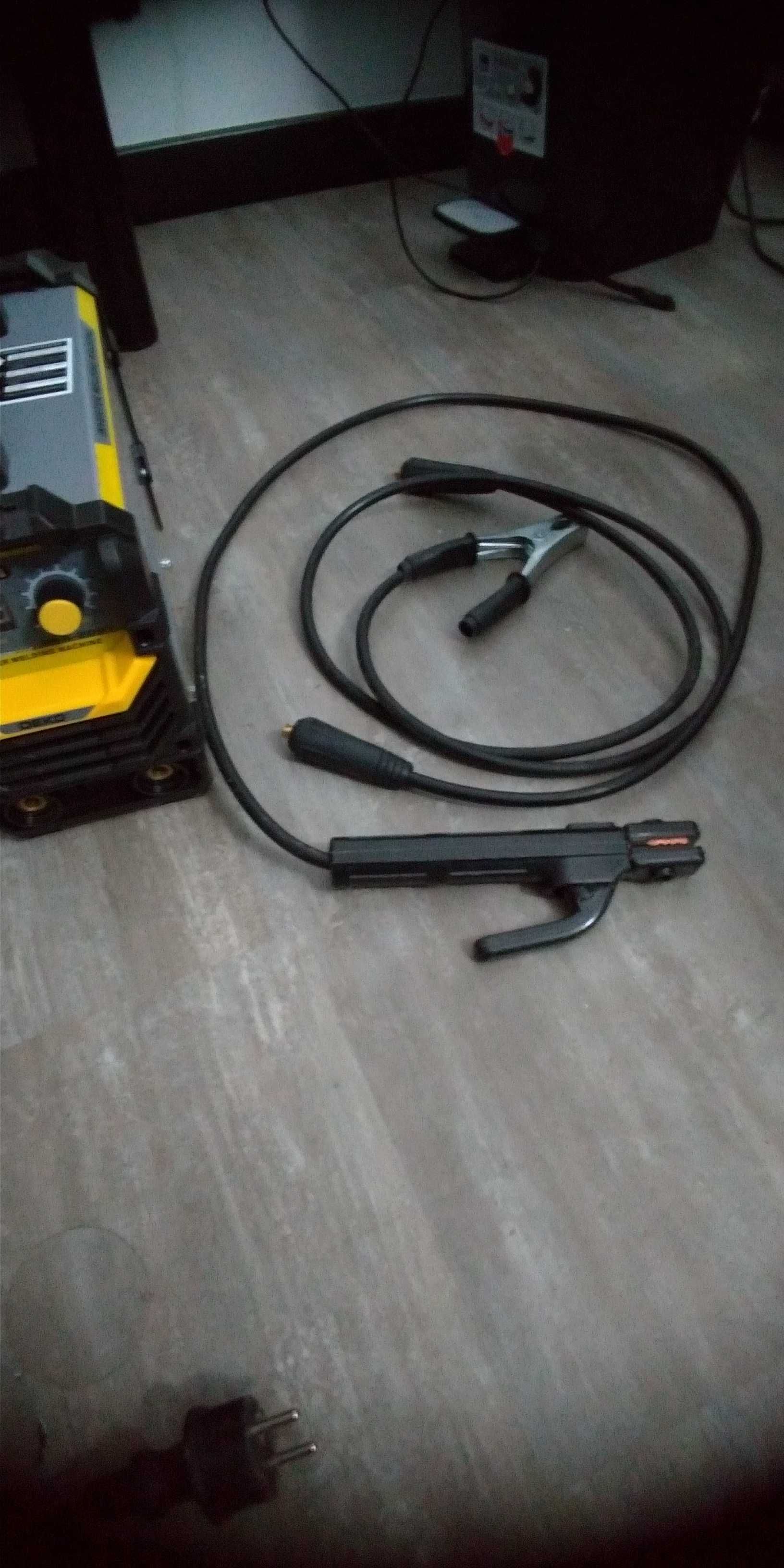 Máquina de Solda Elétrica nova de ótima qualidade comprada na Alemanha