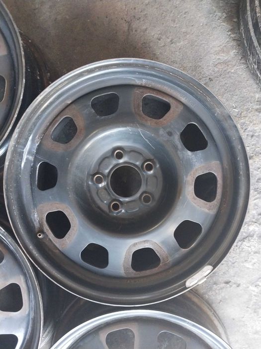 R 17  dodge   5*114,3    6,5 j   ET 39   dia 67. Ціна за 4 шт. 6800.
