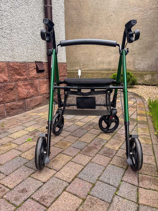 Chodzik rollator aluminiowy – balkonik rehabilitacyjny z siedziskiem