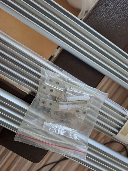 Trzy karnisze Ikea Kvartal 140cm