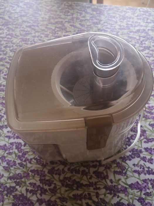 Vendo máquina de sumos elétrica