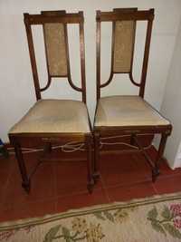 4 cadeiras antigas