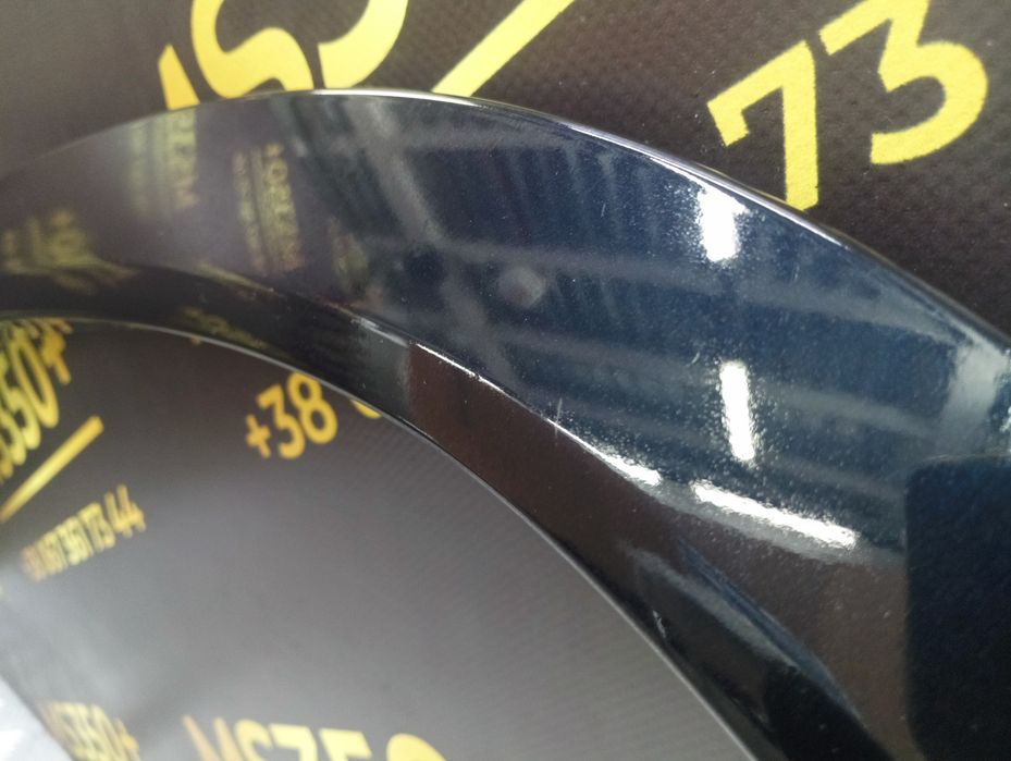 Накладка BMW X6 G06 БМВ Х6 Г06 молдинг переднього лівого крила