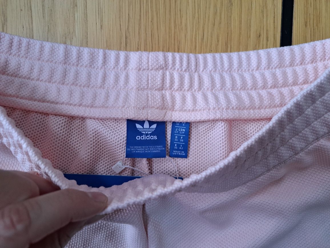 Spodenki szorty damskie Adidas Originals Różowe Ice Pink 36 S