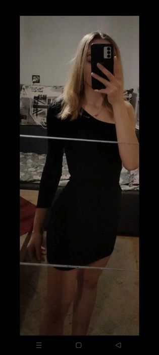 Czarna sukienka wieczorowa S/M