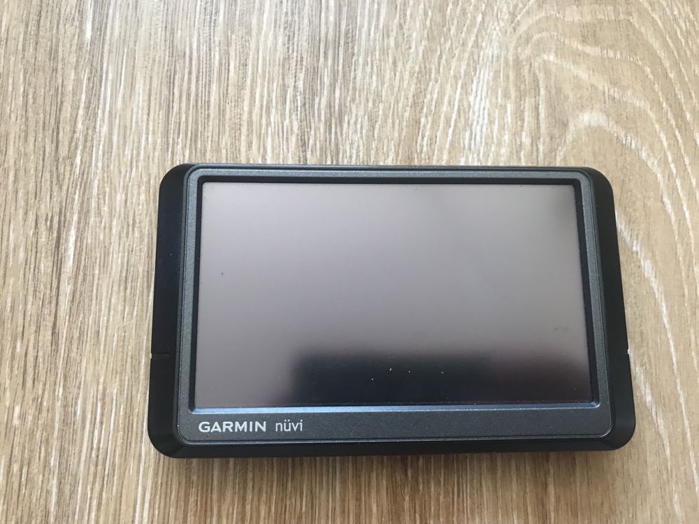 GPS навигатор Garmin Nuvi 205W