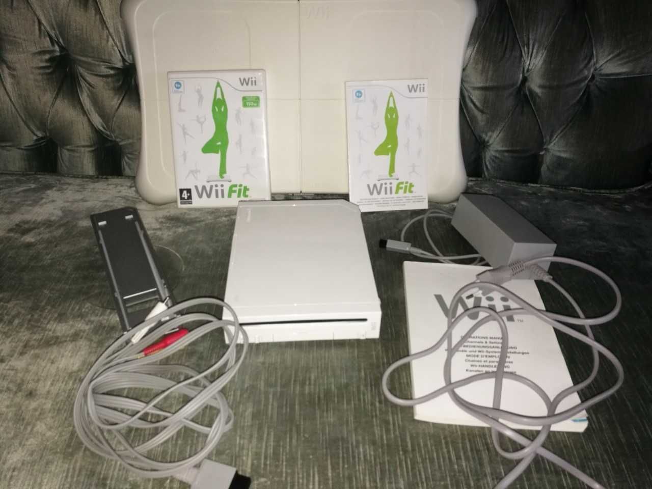 Conjuntos Nintendo wii com 2 balances em bom estado