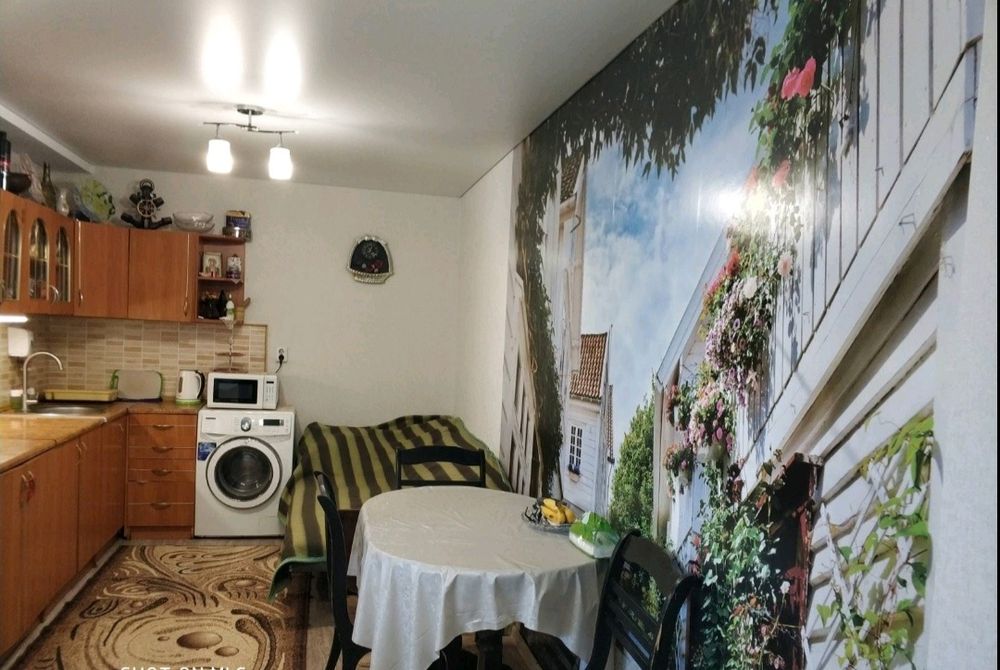 Продається двокімнатна квартира в передмісті Чорноморська