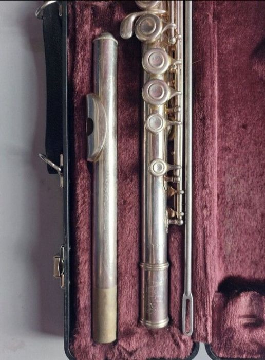 Флейта в хорошем состоянии.Винтаж.