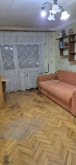 1 к.из.кв. в 10-ти мин. от метро Дворец спорта.Реальная-16500$. Торг
