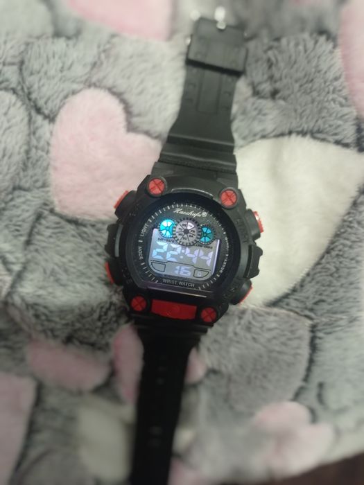 Дитячий годинник електронний