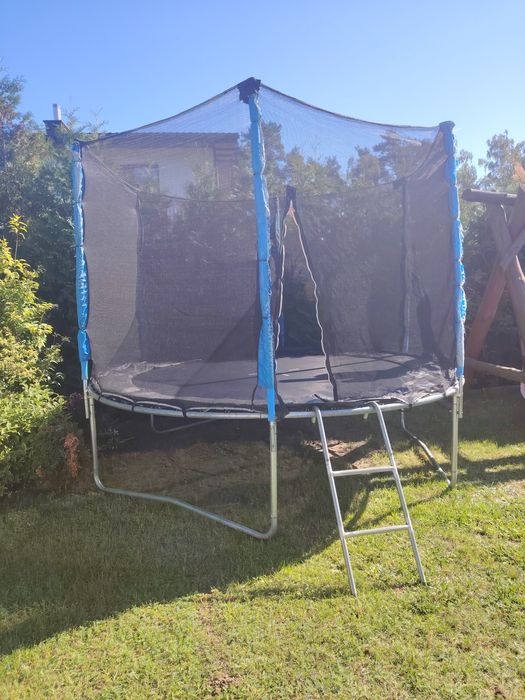 Trampolina dla dzieci