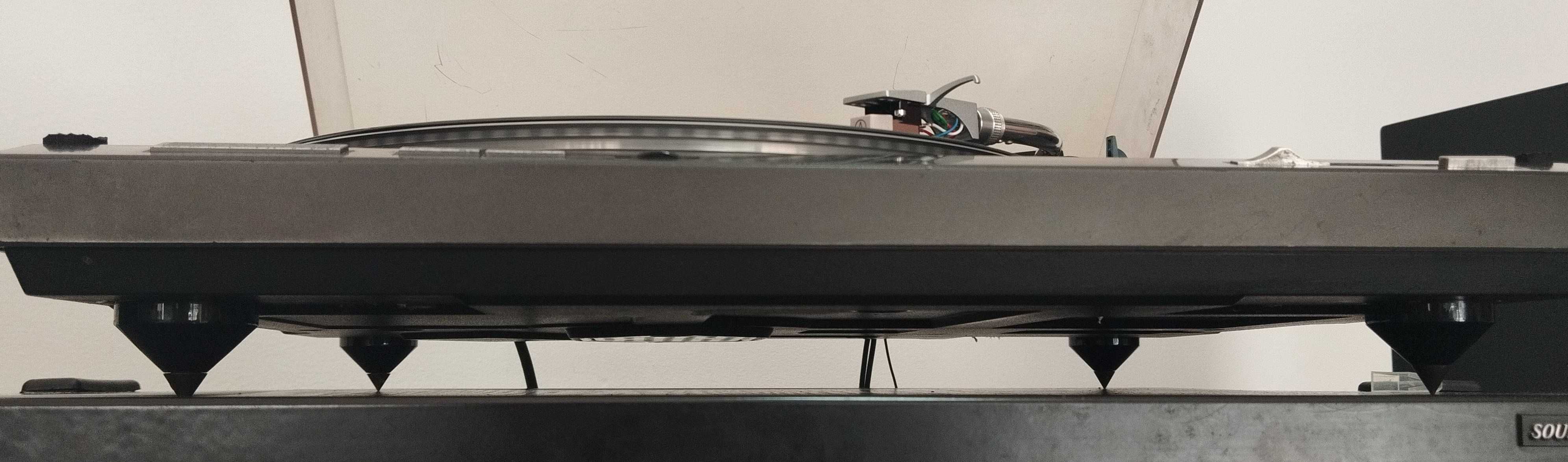 Gira discos Technics SL-D202
