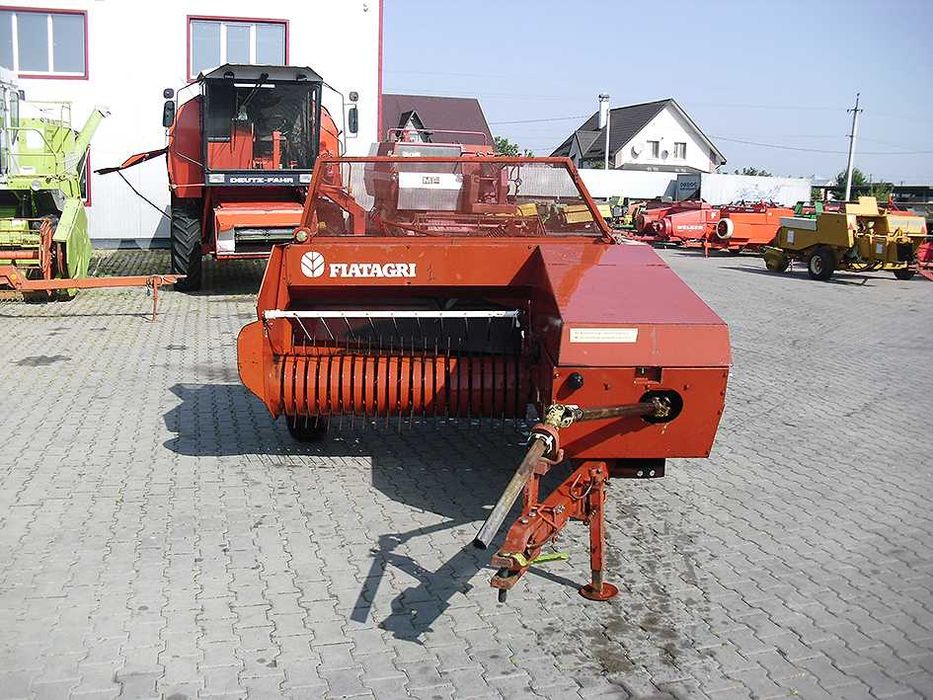 Пресс подборщик FIATAGRI HESSTON 8500 (Тюкопрес, Прес підбирач)