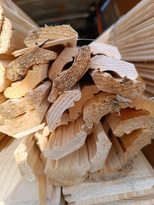 Eco! Дерев'яна вагонка, дерев'яна підлога, імітація бруса.