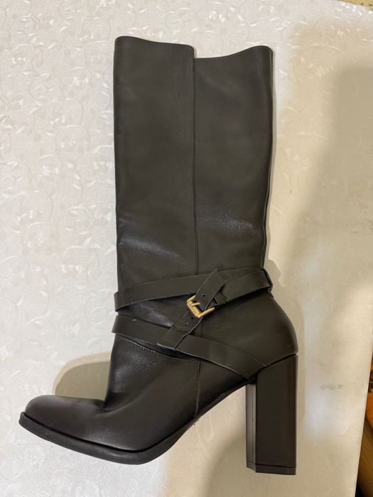 Чоботи високі шкіра р 39