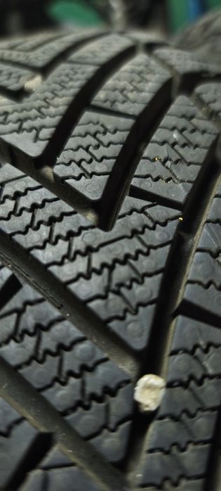 Opony zimowe Vredestein 185/65/15 Jarbet #R83