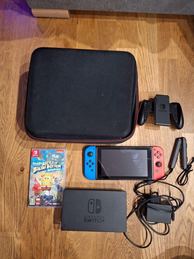 Konsola Nintendo Switch z grą SpongeBob Kanciastoporty