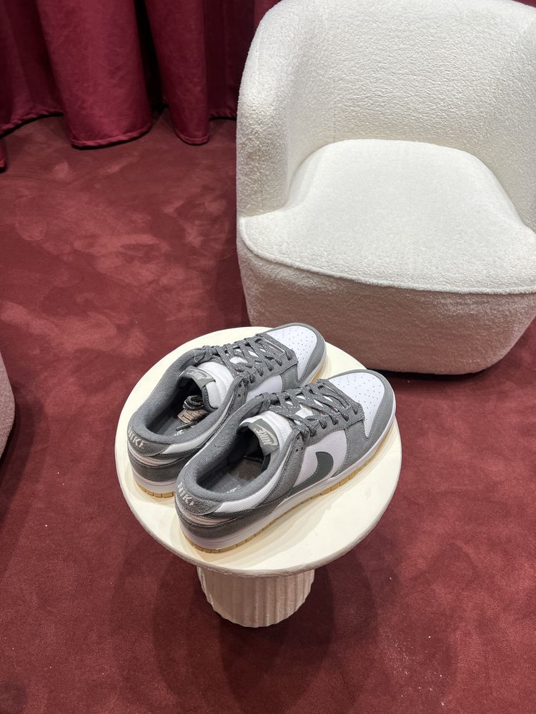 Dunk Low Smoke Grey