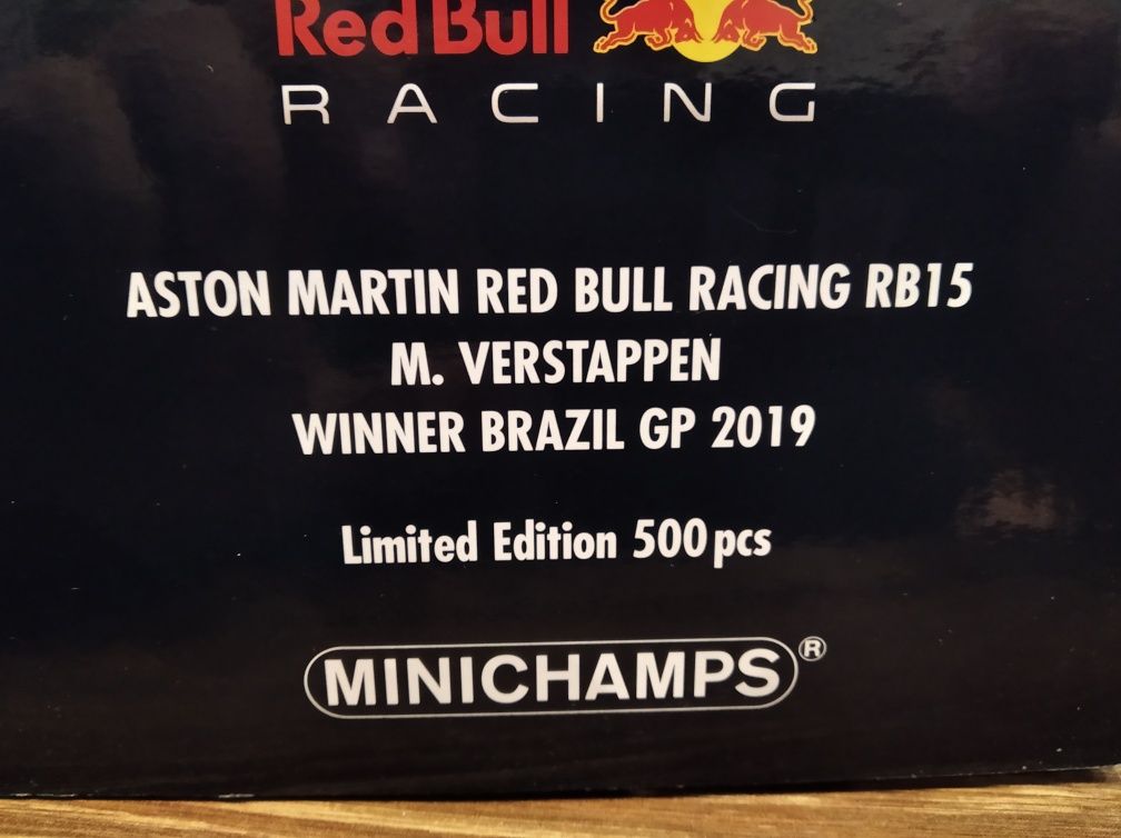 1:18 Minichamps Aston Martin Red Bull RB15 M.Verstappen GT 2019 Winner