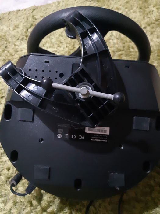 thrustmaster t500