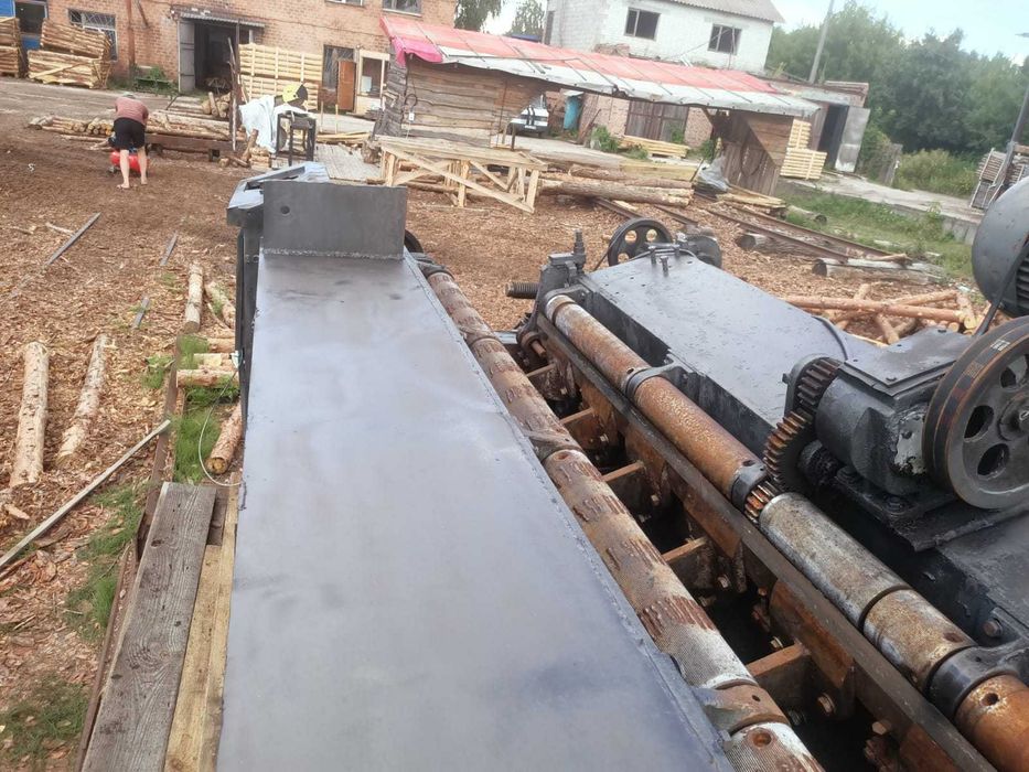 Окорювальний верстат