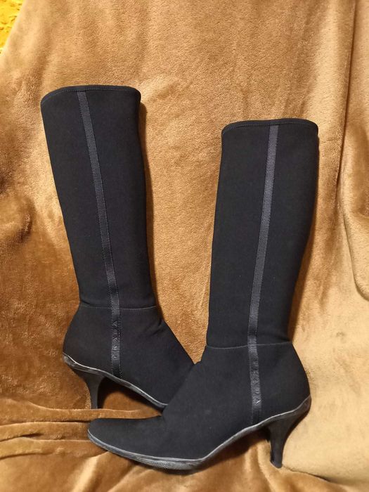 Botas PRADA Nº40 Ler anuncio