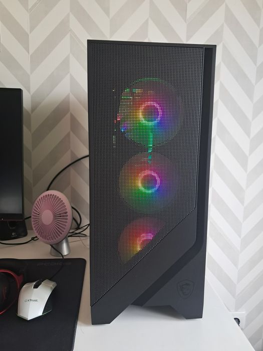 Torre Gaming como nova!