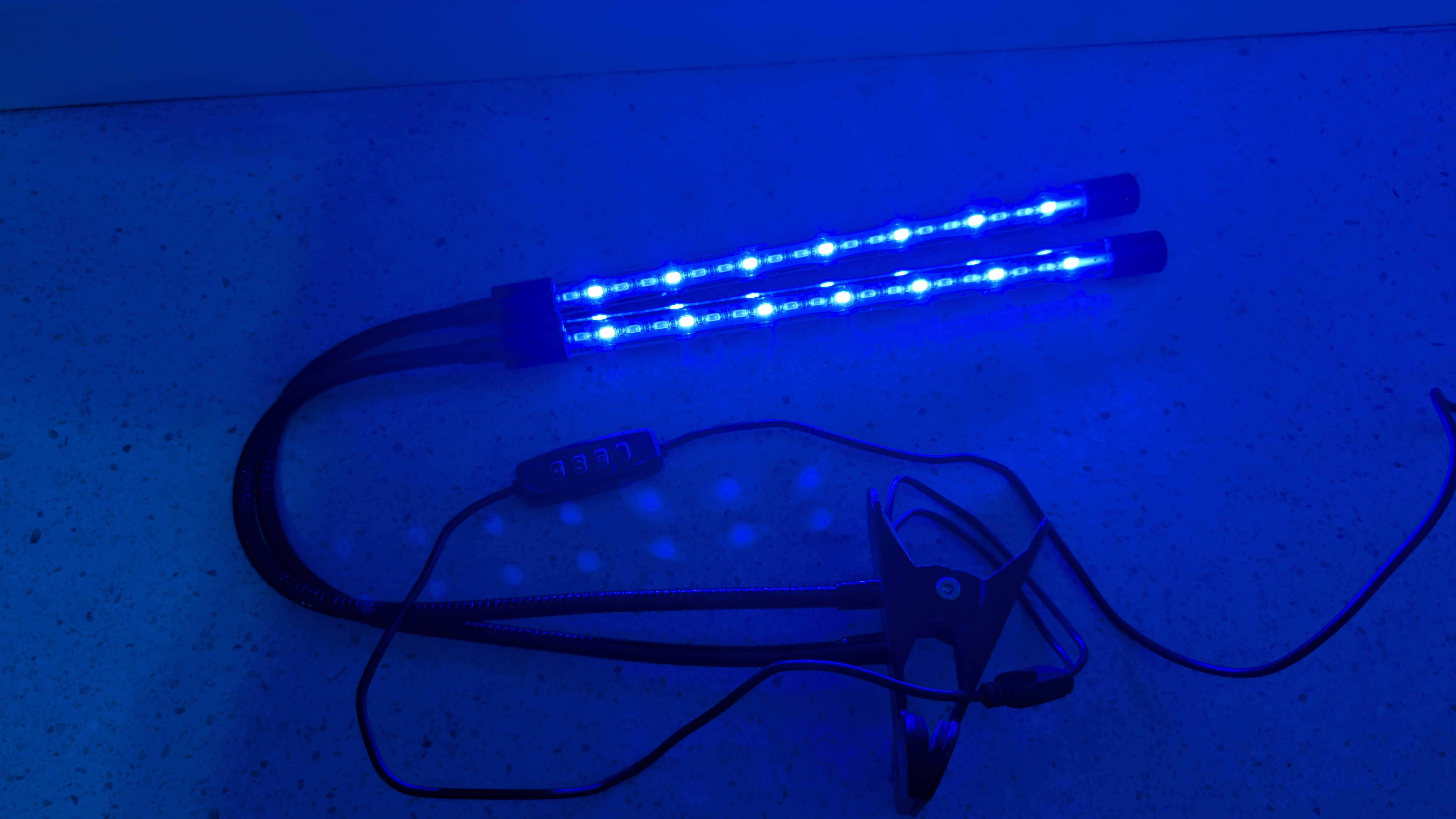 Lampa LED do uprawy / doświetlania roślin ZeeD o mocy 20 W z klipsem