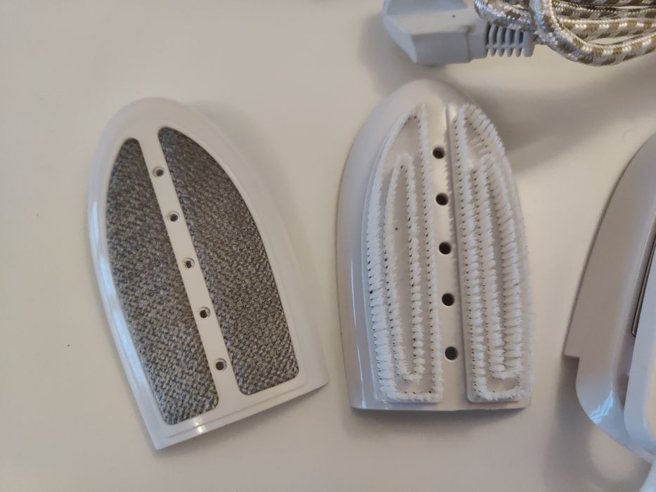 Parownica Triomph plus akcesoria.