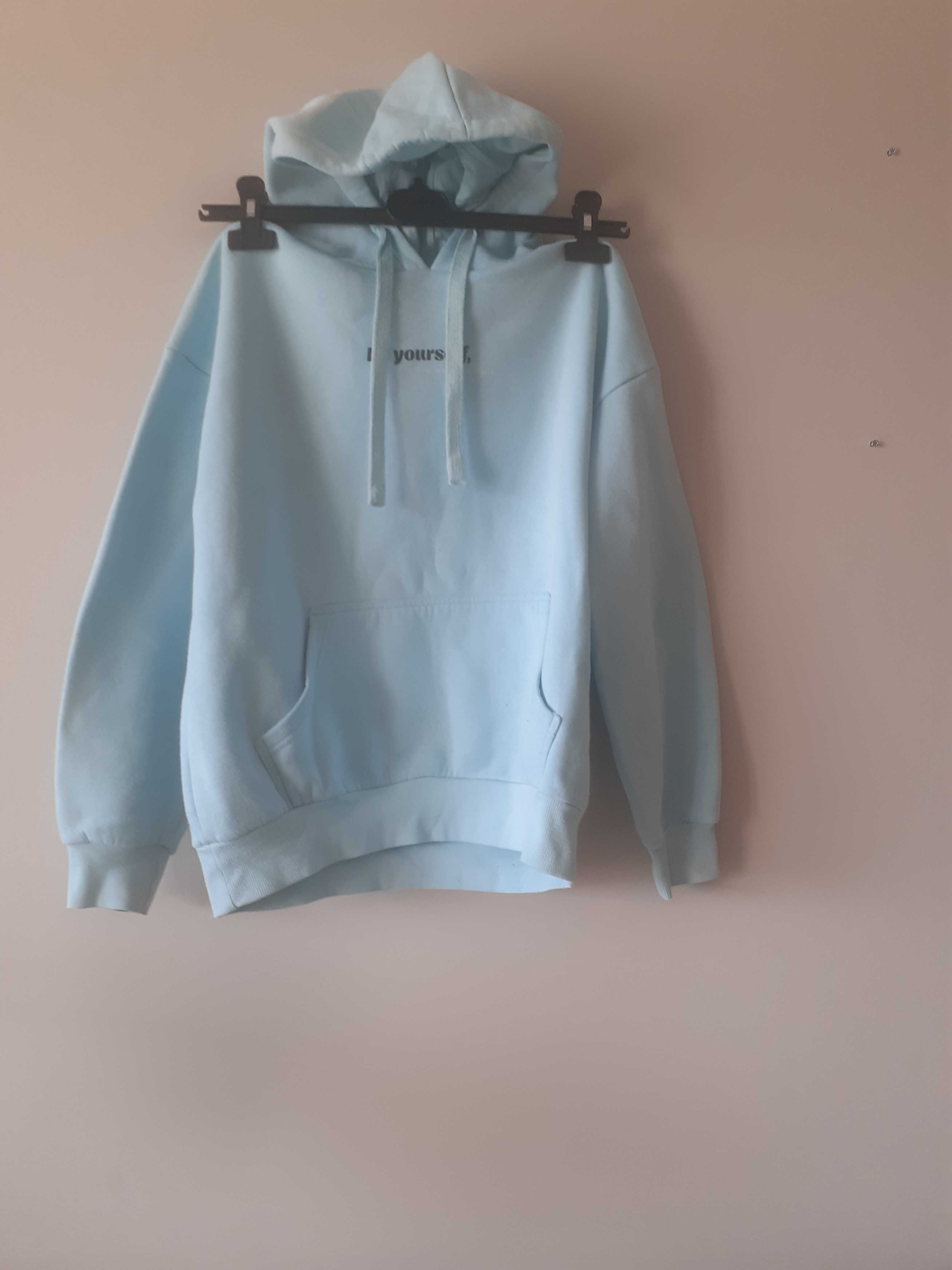 Bluza dresowa z kapturem