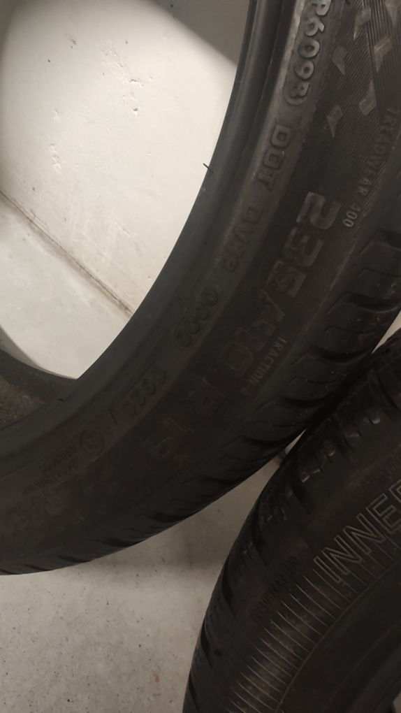 Opony Vredestein Quatrac 5 Całoroczne 235/40R19 Komplet 2020