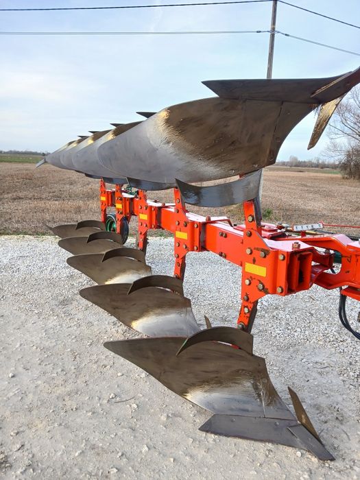 Pług obrotowy Kverneland LB100 5 vario z Niemiec