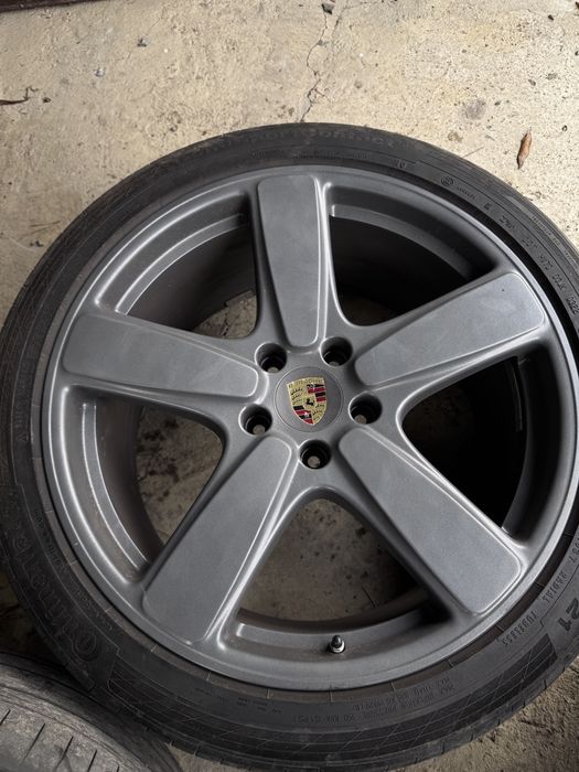 Диски R21 Porsche Cayenne з гумою