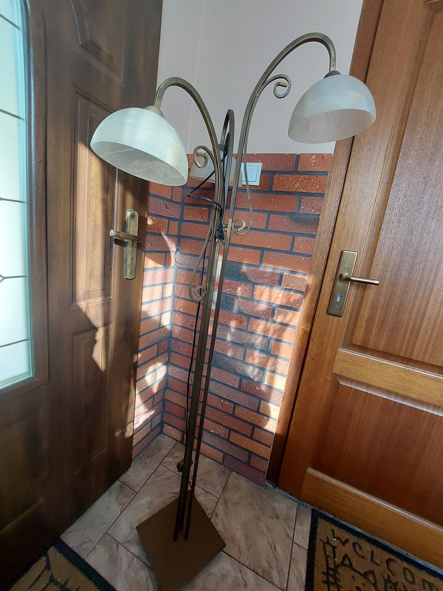 Lampa    stojąca
