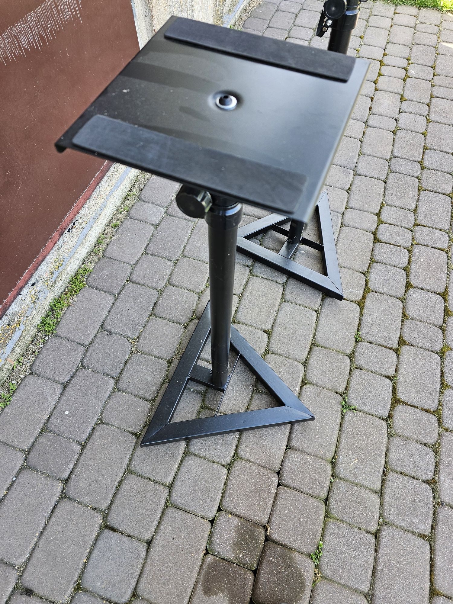 Stojaki standy pod kolumny monitory Proel KP840
