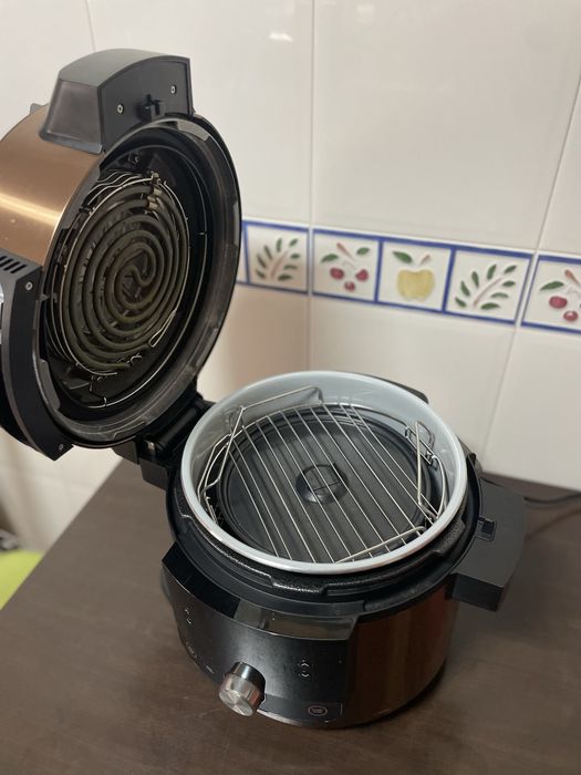 NINJA foodi Smartlid 12 em 1 , como nova . Metade do preço.