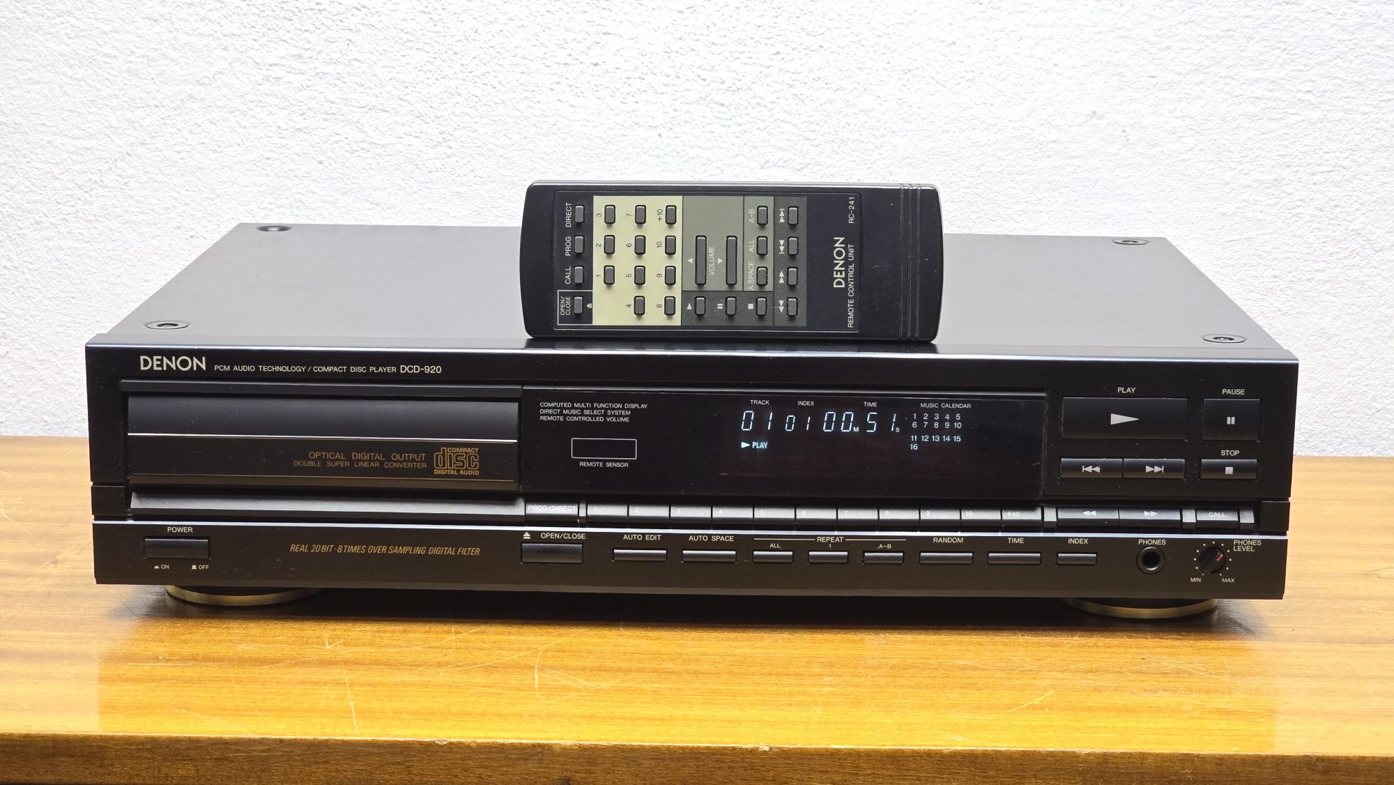 Denon DCD 920 ODTWARZACZ płyt  CD  pilot