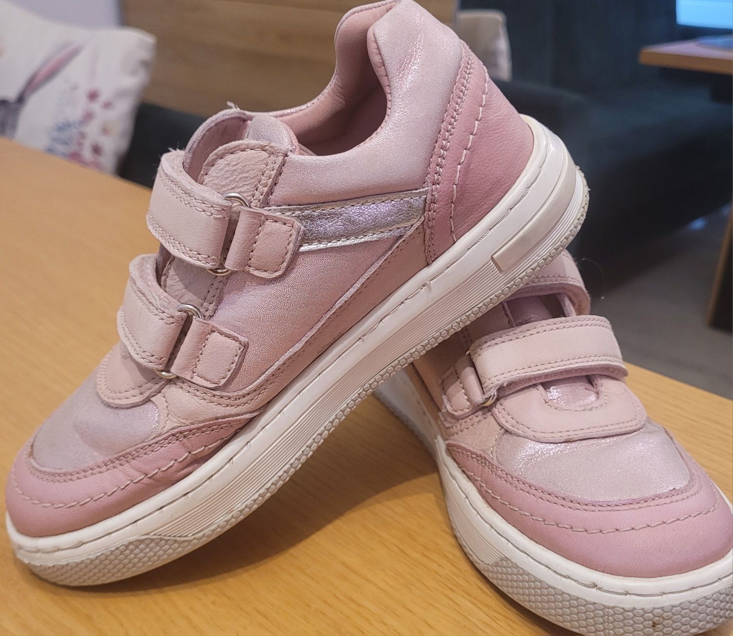 Buty na rzepę Lasocki