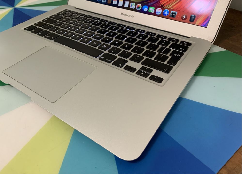 Gwarancja 12 msc Macbook Air 13 i5 128 SSD 4GB super stan