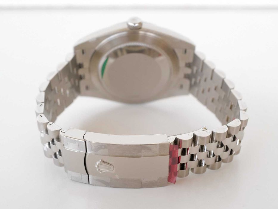 Rolex Datejust 41 Black Dial Domed Bezel Jubilee Bracelet (2020) NEW