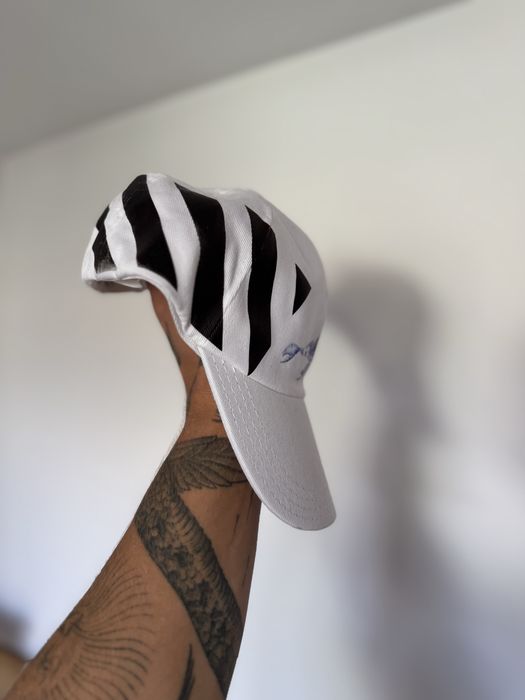 Czapka off white scorpion  virgil