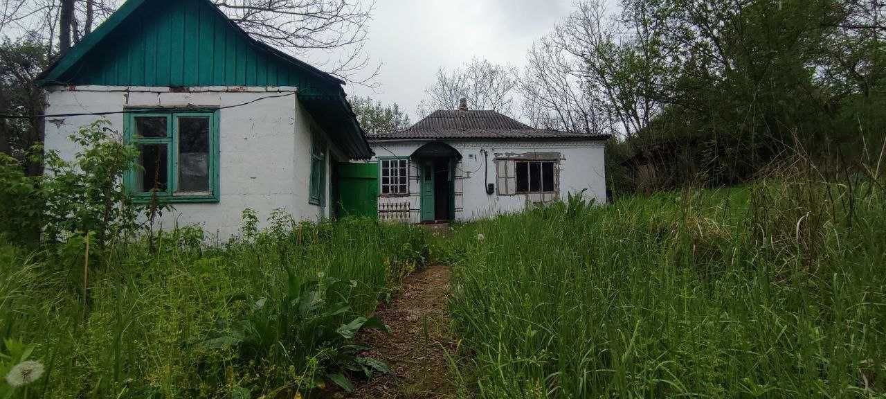 Продам будинок-дачу з документами під ремонт