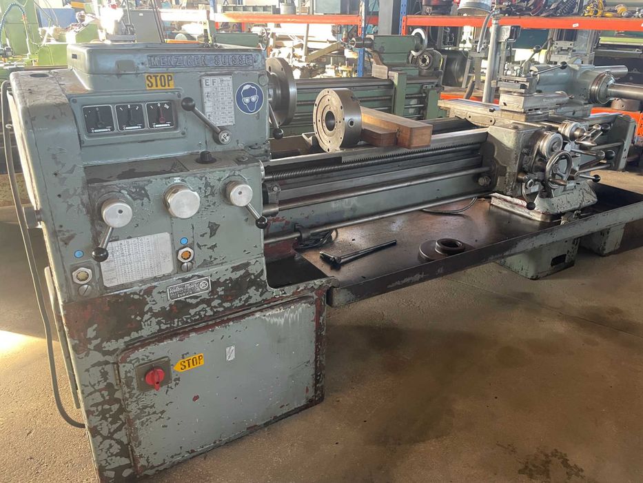 Torno mecânico MENZIKEN SUISSE usado