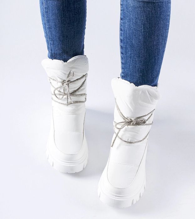 Białe śniegowce z cyrkoniami Pettenasco