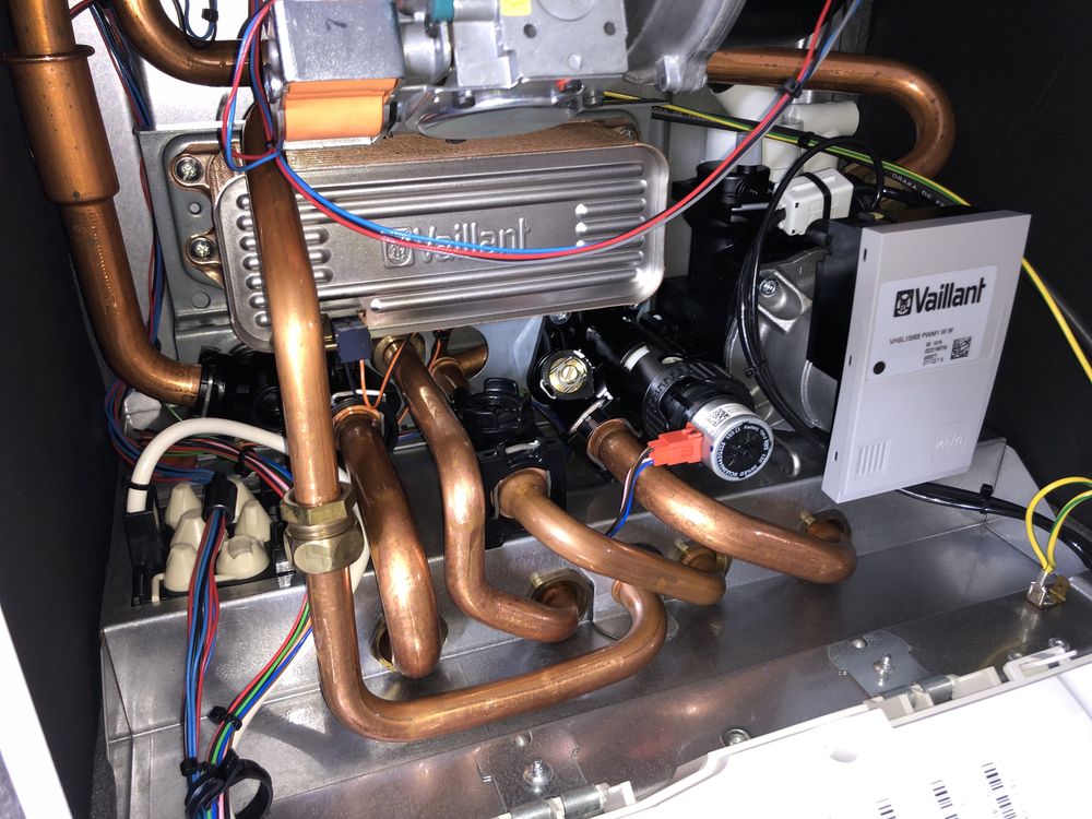Газовий конденсаційний котел Vaillant T8 ecotec classic plus
