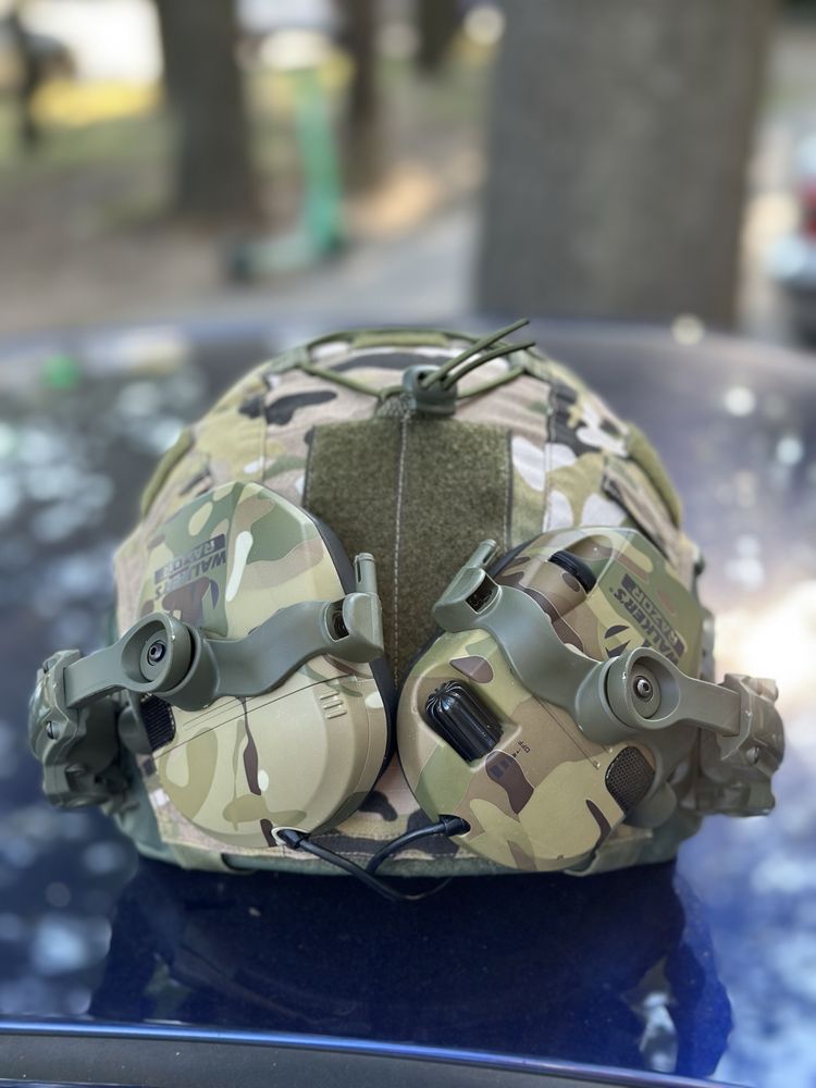 Военный шлем каска шолом військовий з ориг навушниками Walkers Razor